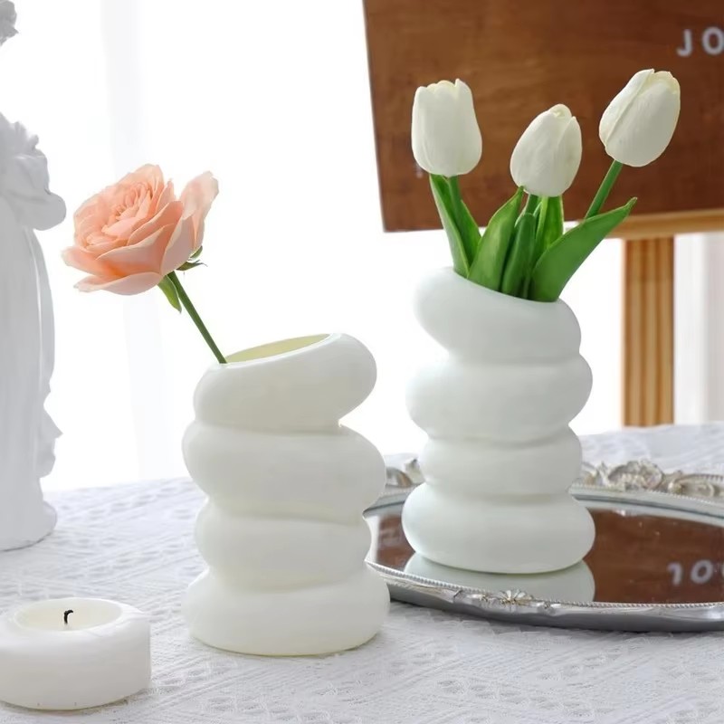 1PC Plastic Spiral White Vase  – Kitchen Appliances In White Bewertung und Preis