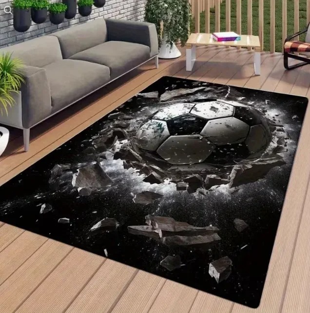 Black and White Football Ball  – Kitchen Appliances White Bewertung und Preis