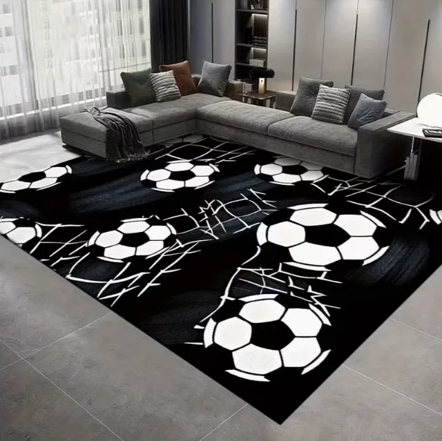 Black and White Football Ball  – Kitchen Appliances White Bewertung und Preis